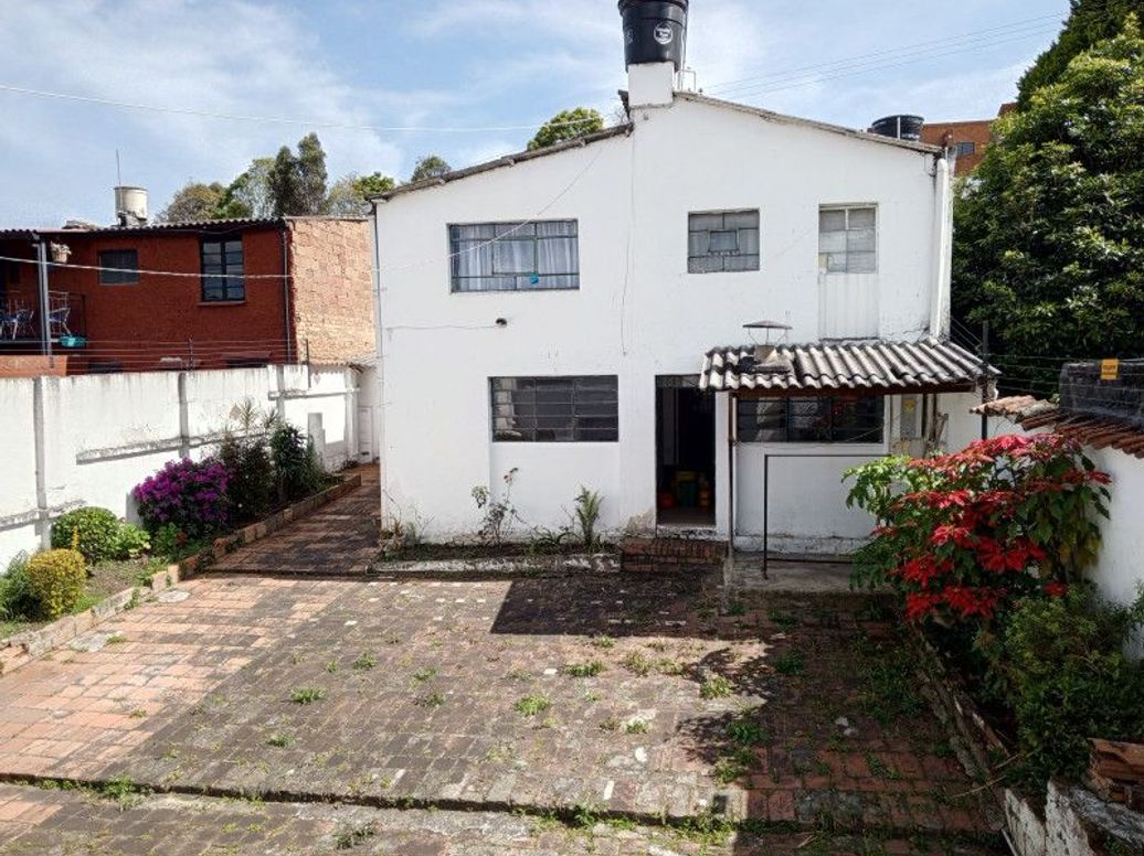 Casa de 7 alcobas en venta en Suba Urbano, Bogotá, 335 m² · foto 3 de 20