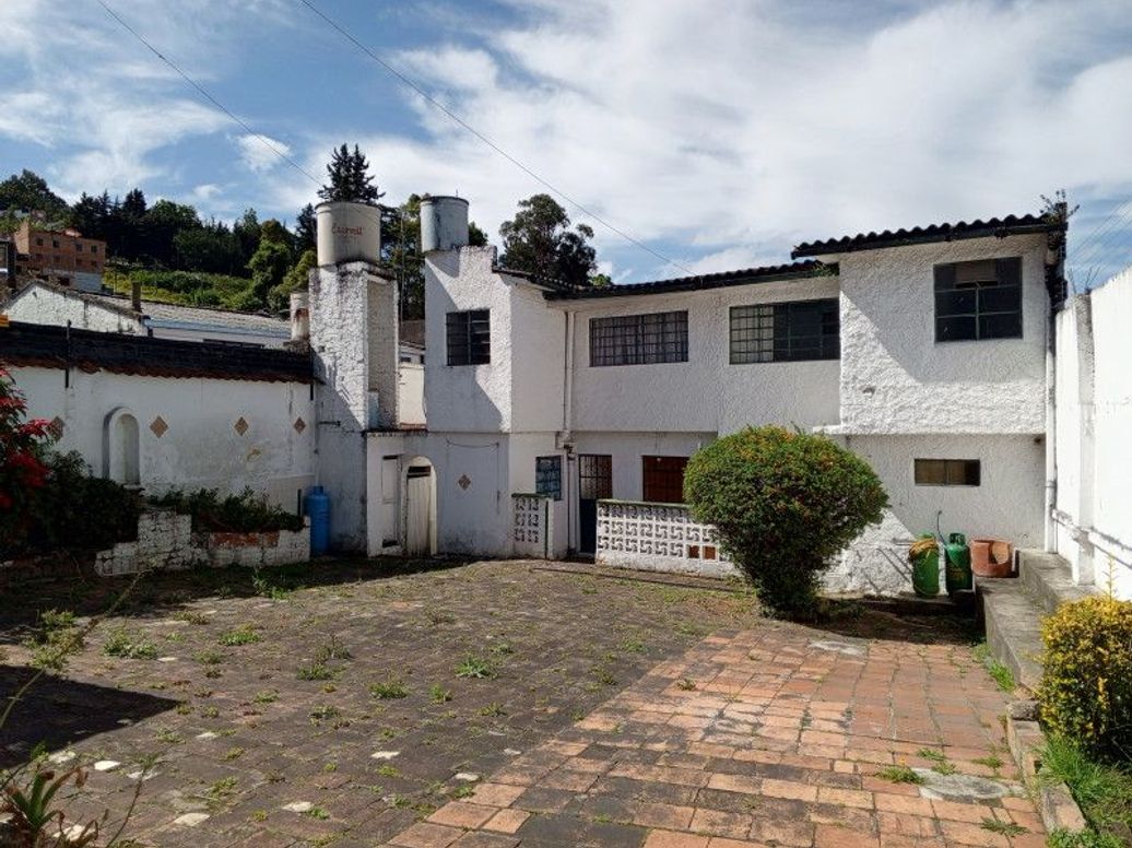 Casa de 7 alcobas en venta en Suba Urbano, Bogotá, 335 m² · foto 17 de 20
