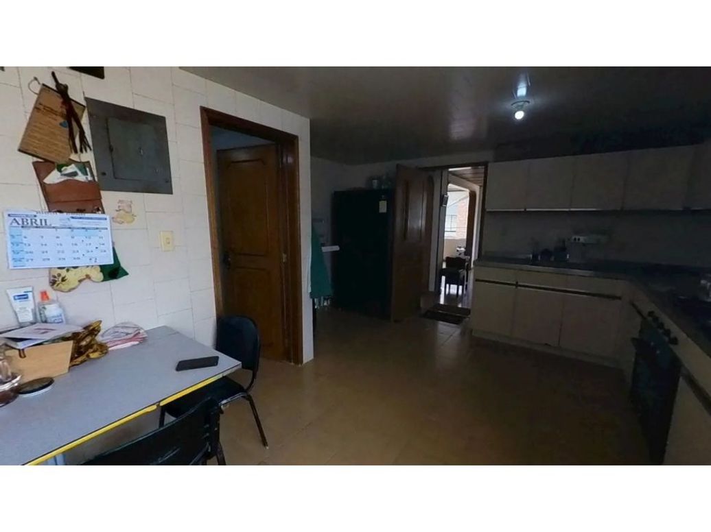 Apartamento de 5 alcobas en venta en Usaquén, Bogotá, 145 m² · foto 6 de 10