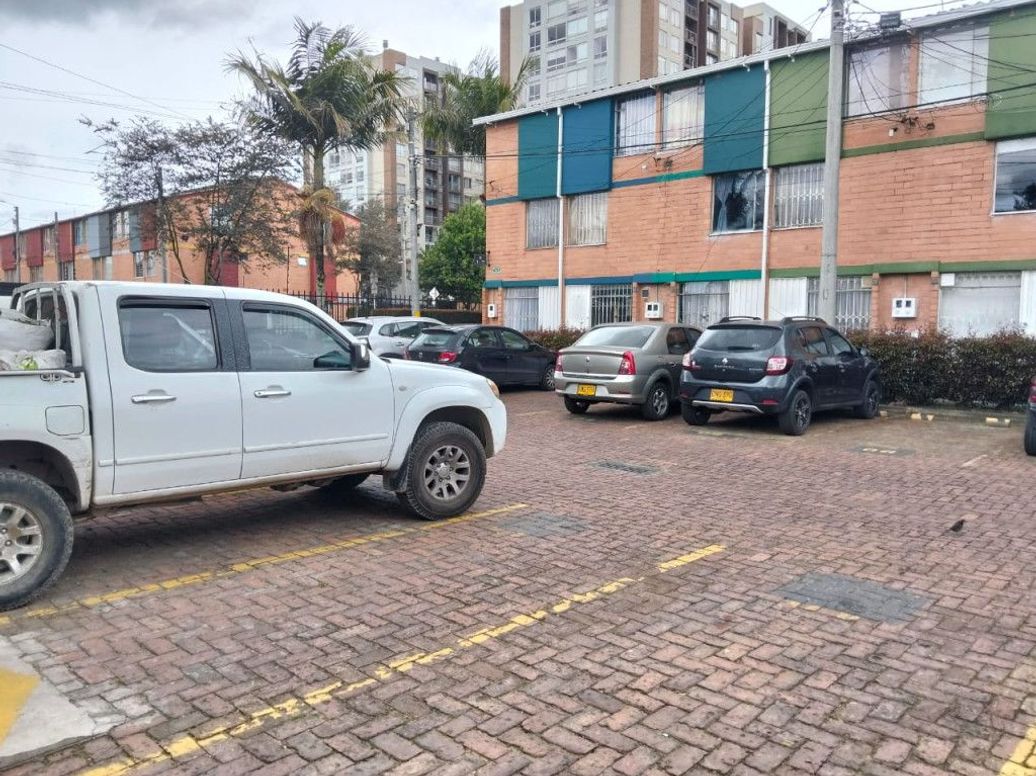 Casa en arriendo en Cr Fontana Grande Reservado Et I Ph, Bogotá · foto 2 de 20
