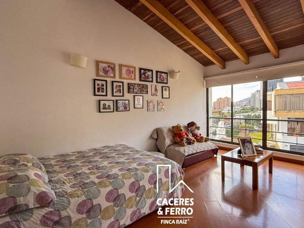 Casa de 4 alcobas en venta en Cedro Golf, Bogotá, 219 m² · foto 18 de 20