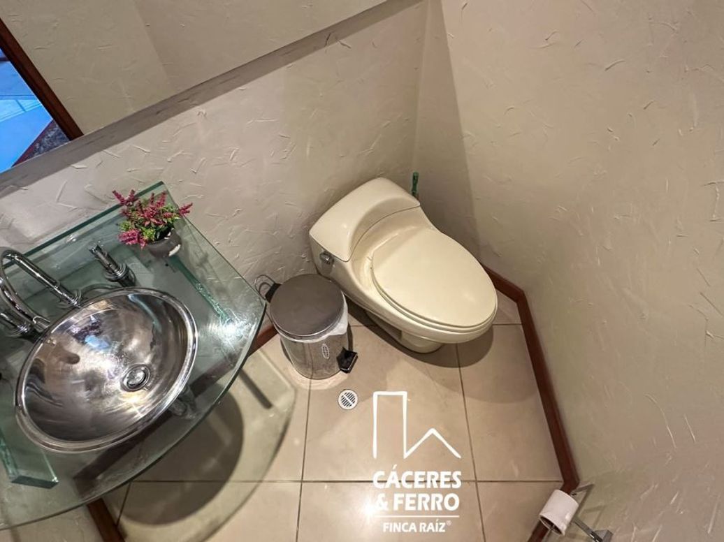 Casa de 4 alcobas en venta en Cedro Golf, Bogotá, 219 m² · foto 13 de 20