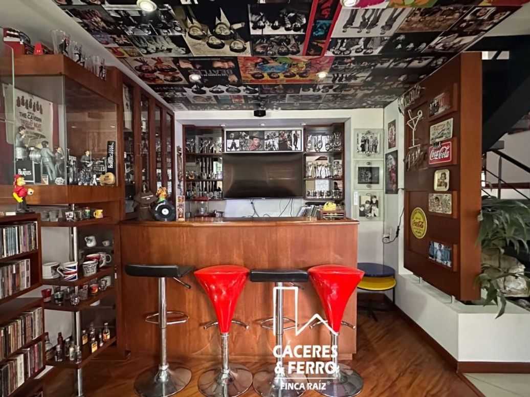 Casa de 4 alcobas en venta en Cedro Golf, Bogotá, 219 m² · foto 6 de 20