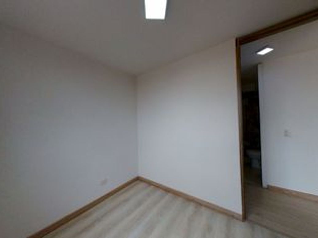Apartamento de 2 alcobas en venta en Salitre Et. Ii, Bogotá, 37 m² · foto 11 de 14