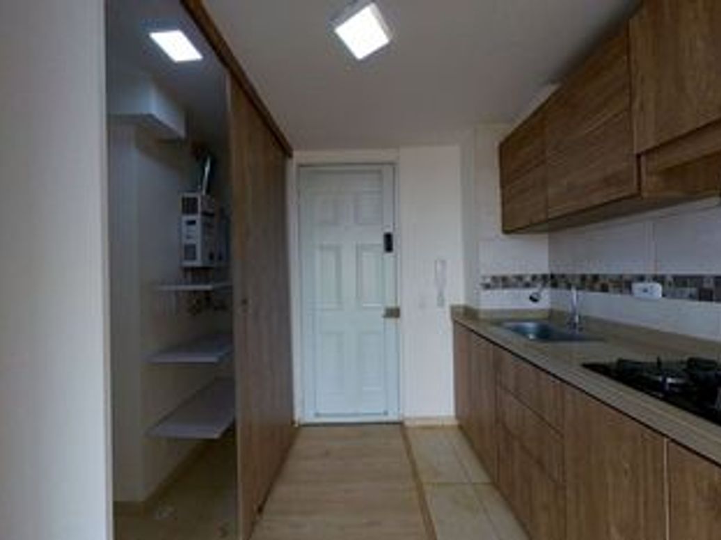 Apartamento de 2 alcobas en venta en Salitre Et. Ii, Bogotá, 37 m² · foto 5 de 14