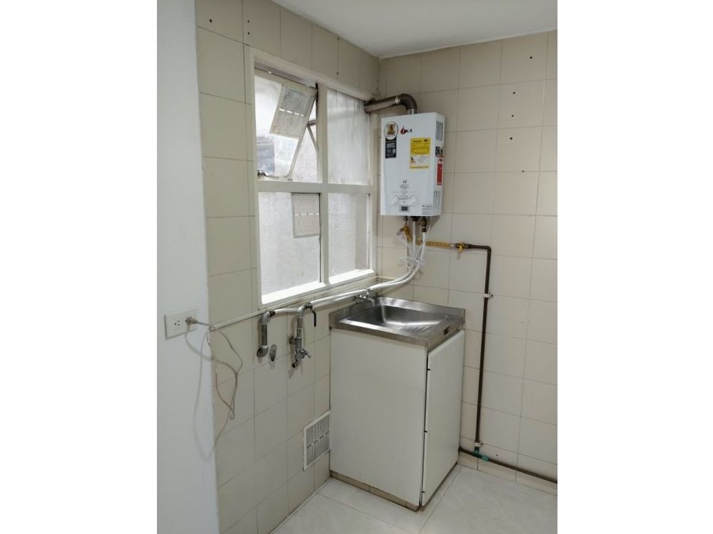 Apartamento de 2 alcobas en arriendo en Modelia, Bogotá, 50 m² · foto 2 de 12