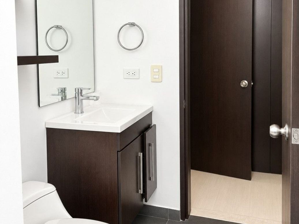 Apartamento de 3 alcobas en arriendo en Chicó Norte, Bogotá, 135 m² · foto 10 de 12