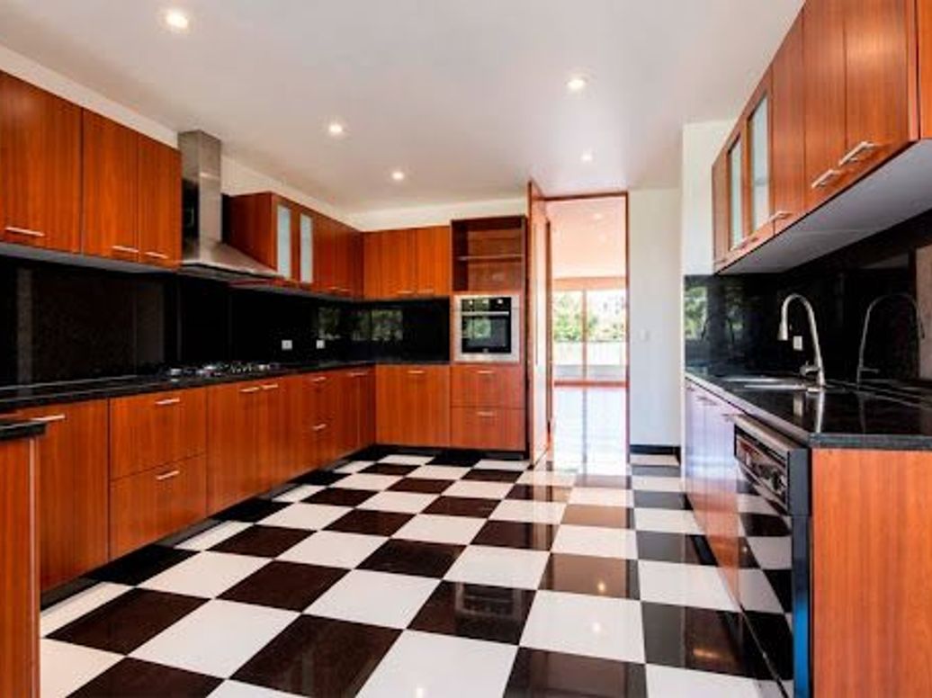 Apartamento de 3 alcobas en venta en Quinta Camacho, Bogotá, 265 m² · foto 14 de 20
