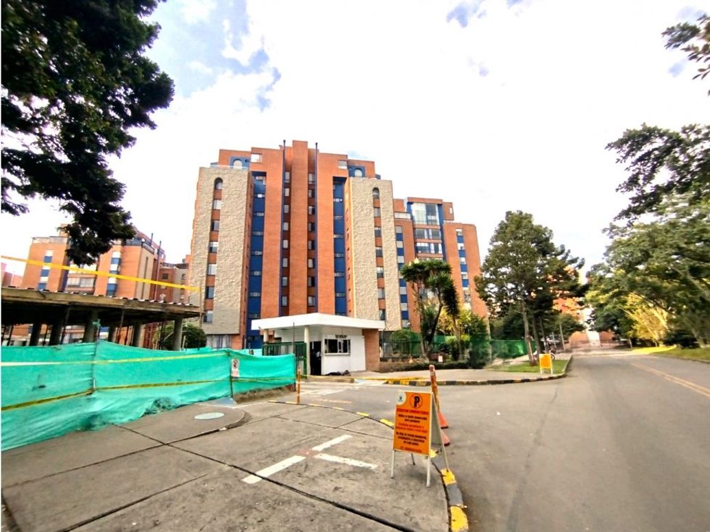 Apartamento de 3 alcobas en arriendo en Rafael Núñez, Bogotá, 121 m² · foto 2 de 20