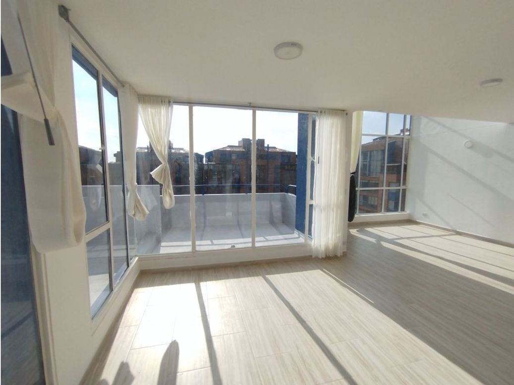 Apartamento de 3 alcobas en arriendo en Rafael Núñez, Bogotá, 121 m² · foto 18 de 20