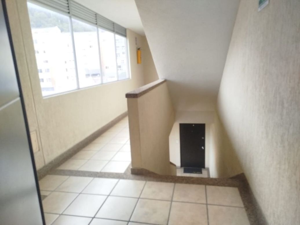 Apartamento de 3 alcobas en arriendo en El Codito, Bogotá, 88 m² · foto 2 de 17