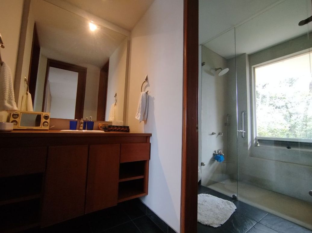 Apartamento de 4 alcobas en venta en Suba Naranjos, Bogotá, 267 m² · foto 16 de 19