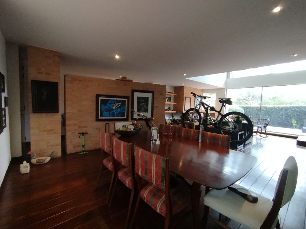 Apartamento de 4 alcobas en venta en Suba Naranjos, Bogotá, 267 m² · foto 3 de 19
