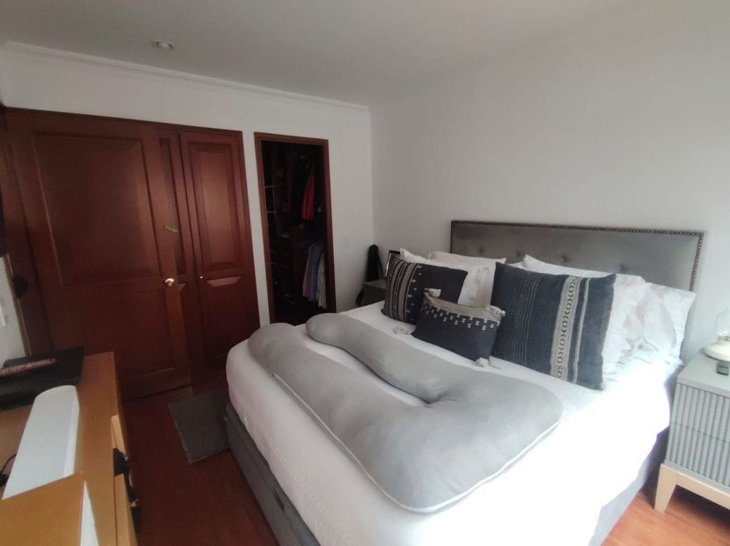 Apartamento de 2 alcobas en arriendo en Santa Barbara Occidental, Bogotá, 65 m² · foto 11 de 20
