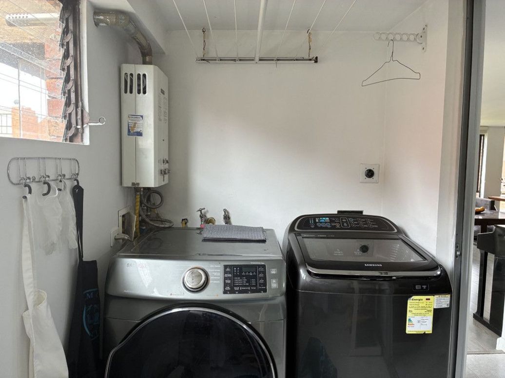 Apartamento de 3 alcobas en venta en Molinos Norte, Bogotá, 149 m² · foto 14 de 20
