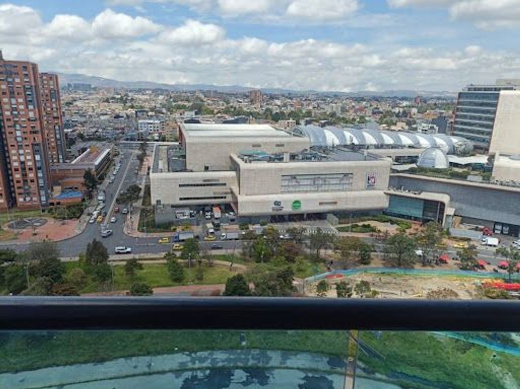 Apartamento de 4 alcobas en venta en Pontevedra, Bogotá, 106 m² · foto 5 de 20