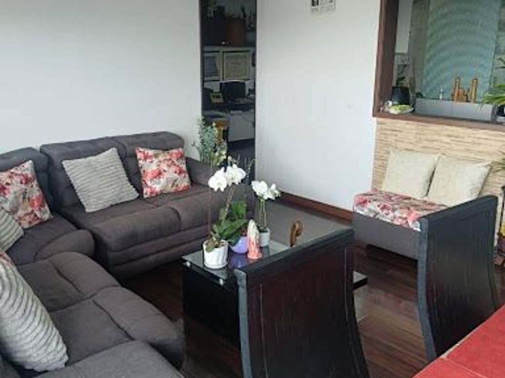 Apartamento de 4 alcobas en venta en Pontevedra, Bogotá, 106 m² · foto 7 de 20