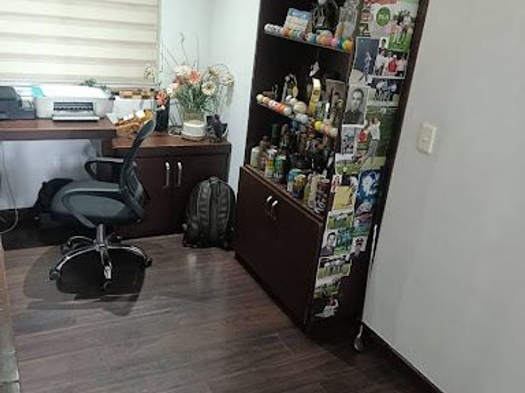Apartamento de 4 alcobas en venta en Pontevedra, Bogotá, 106 m² · foto 13 de 20