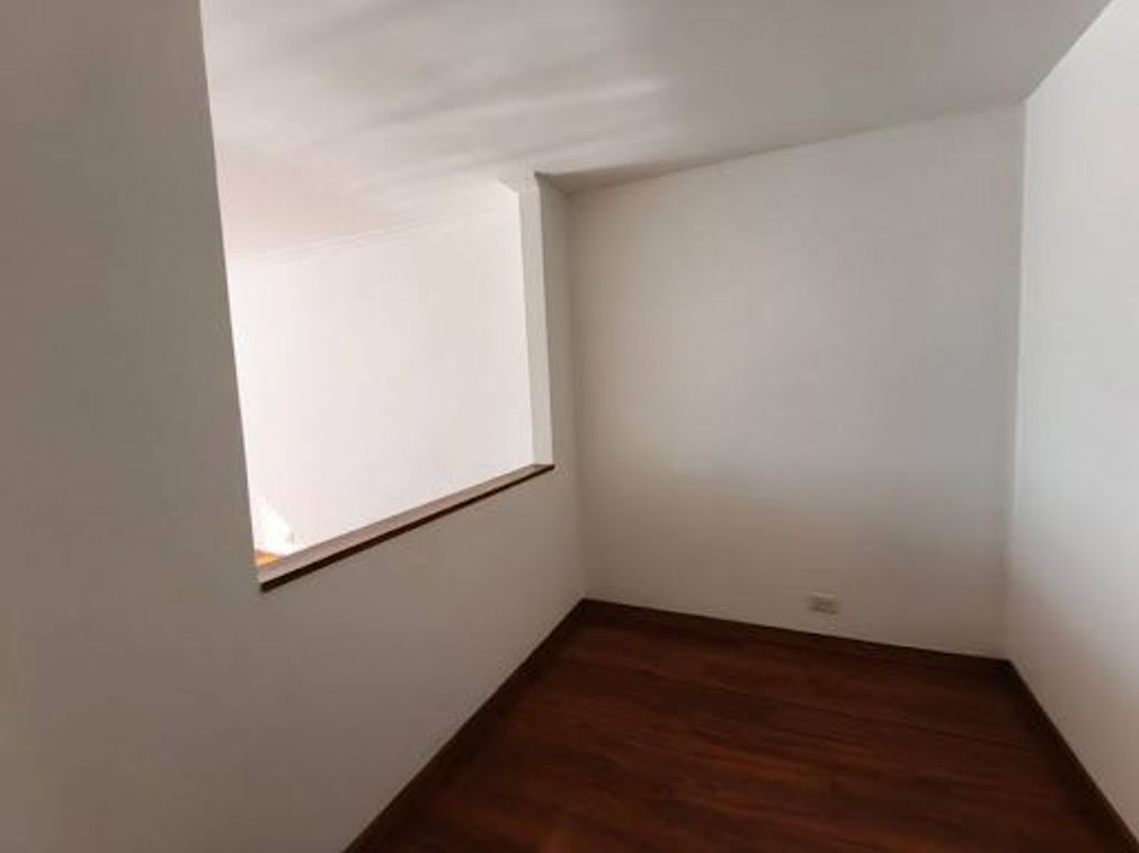 Apartamento de 2 alcobas en venta en Cedritos, Bogotá, 73 m² · foto 8 de 20