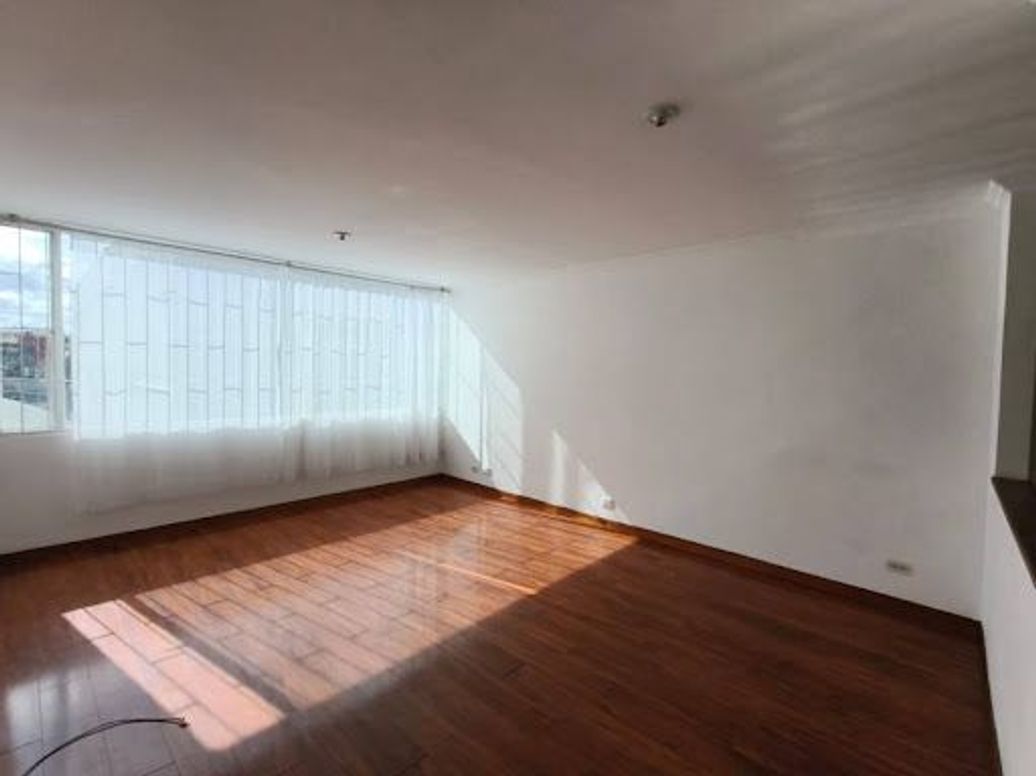 Apartamento de 2 alcobas en venta en Cedritos, Bogotá, 73 m² · foto 19 de 20