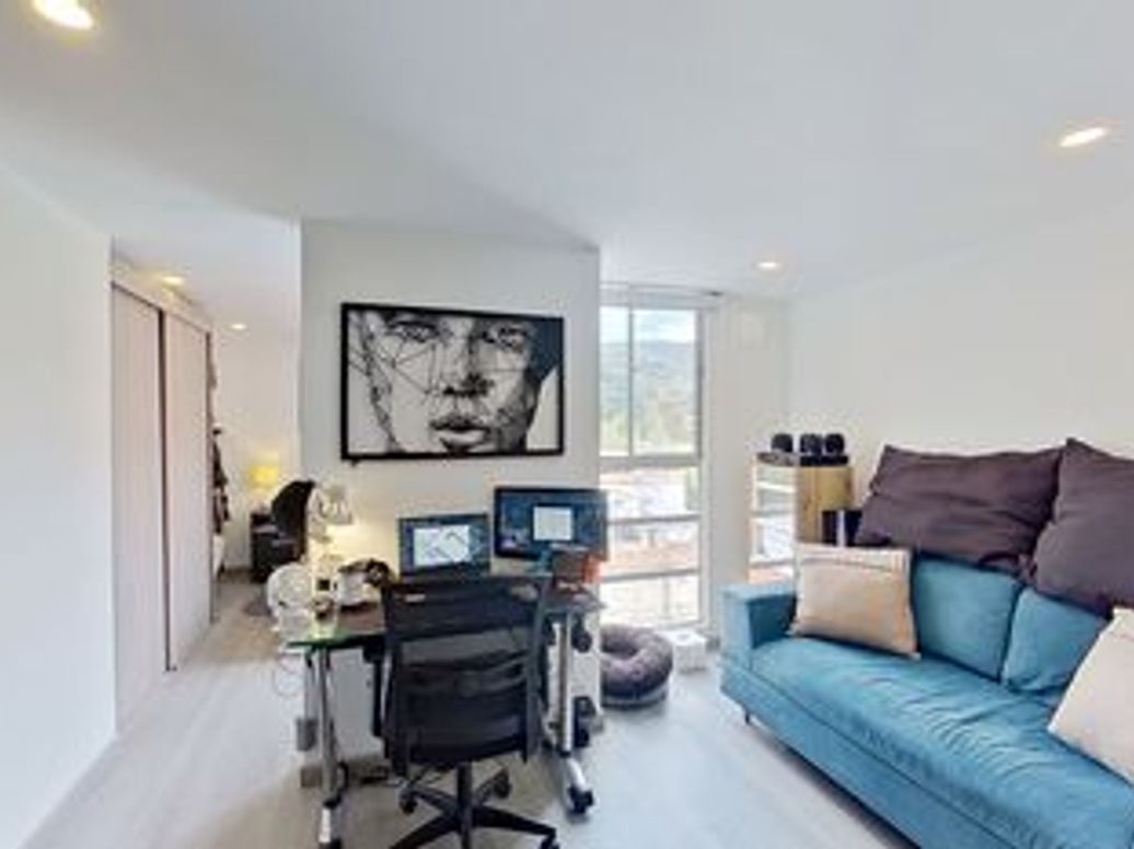 Apartamento de 1 alcoba en venta en San Antonio Norte, Bogotá, 30 m² · foto 2 de 6