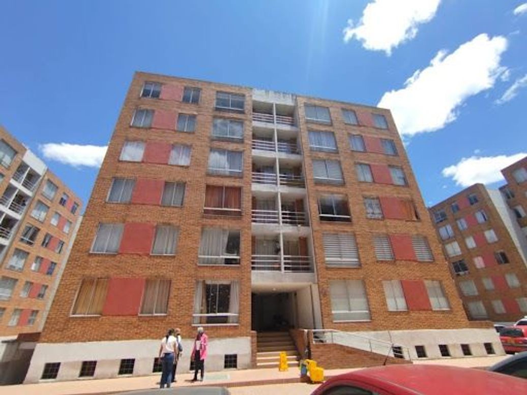 Apartamento de 3 alcobas en arriendo en Villas De Granada, Bogotá, 64 m² · foto 13 de 19