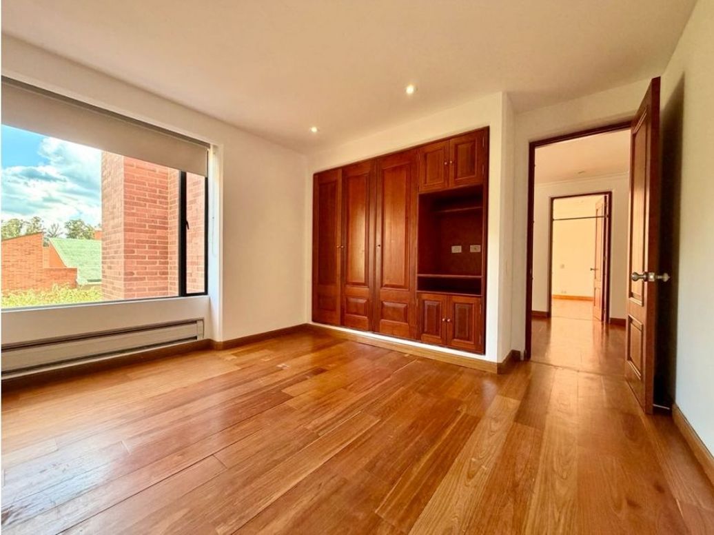 Apartamento de 4 alcobas en venta en Ciudadela Real, Bogotá, 318 m² · foto 8 de 20