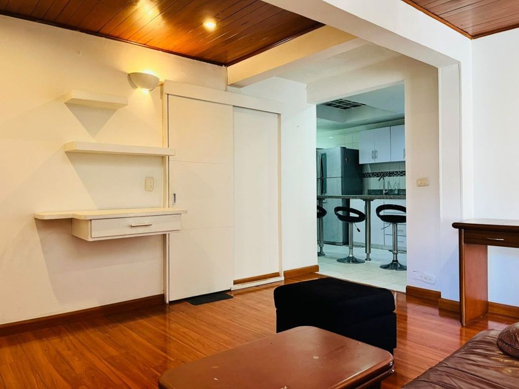Casa de 5 alcobas en venta en Estoril, Bogotá, 330 m² · foto 13 de 20