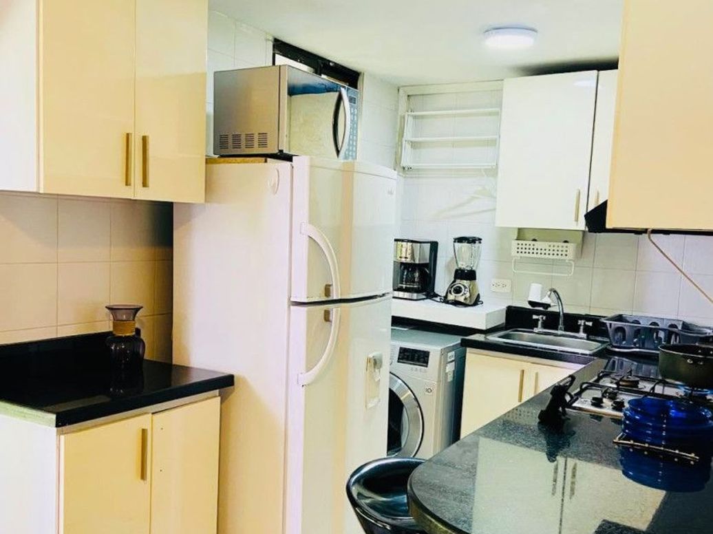Casa de 5 alcobas en venta en Estoril, Bogotá, 330 m² · foto 15 de 20