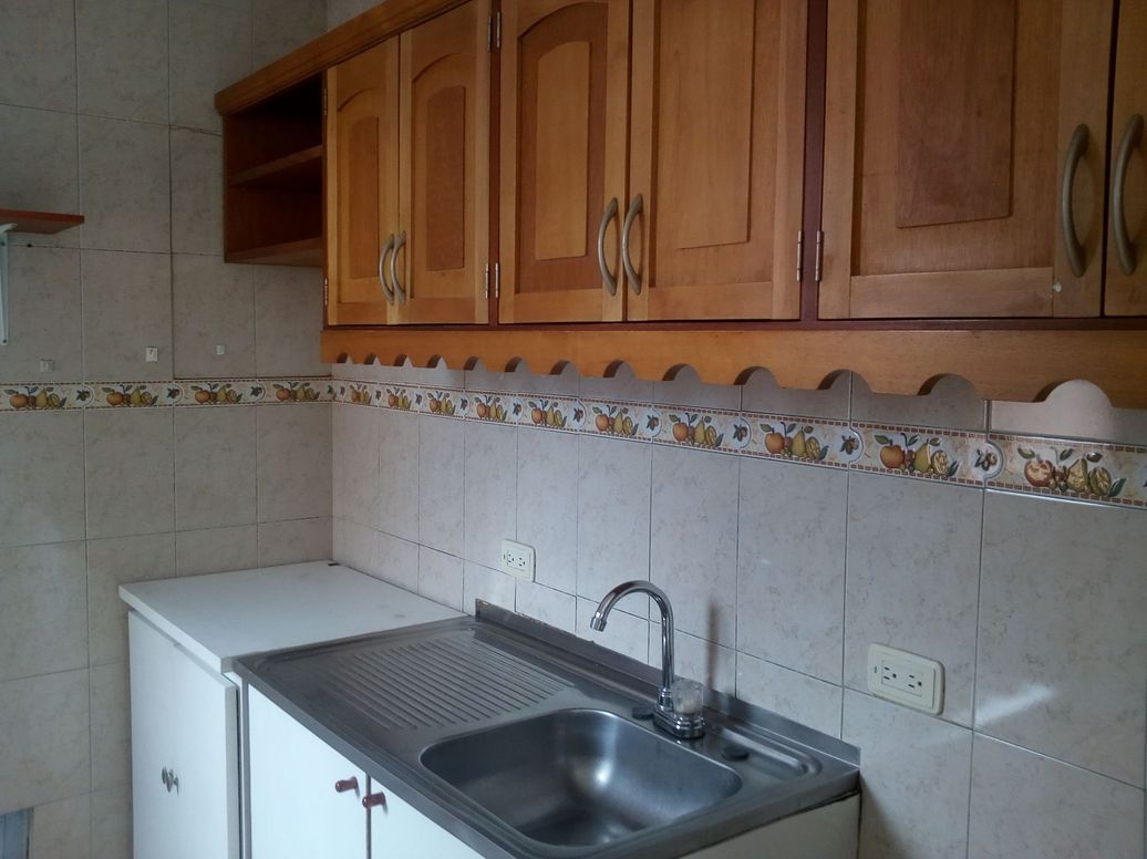 Apartamento de 2 alcobas en venta en Rodesia, Bogotá, 43 m² · foto 10 de 18