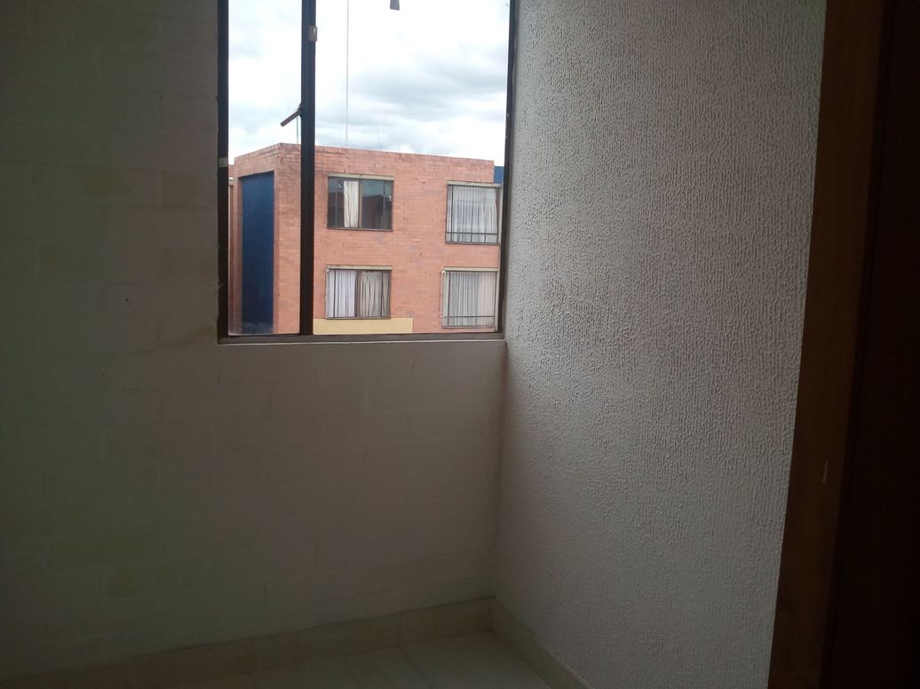 Apartamento de 2 alcobas en venta en Rodesia, Bogotá, 43 m² · foto 16 de 18