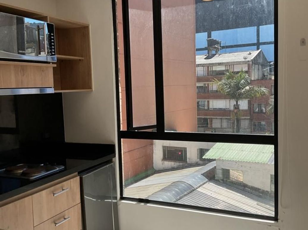 Apartamento de 1 alcoba en venta en Chapinero Central, Bogotá, 18 m² · foto 2 de 20