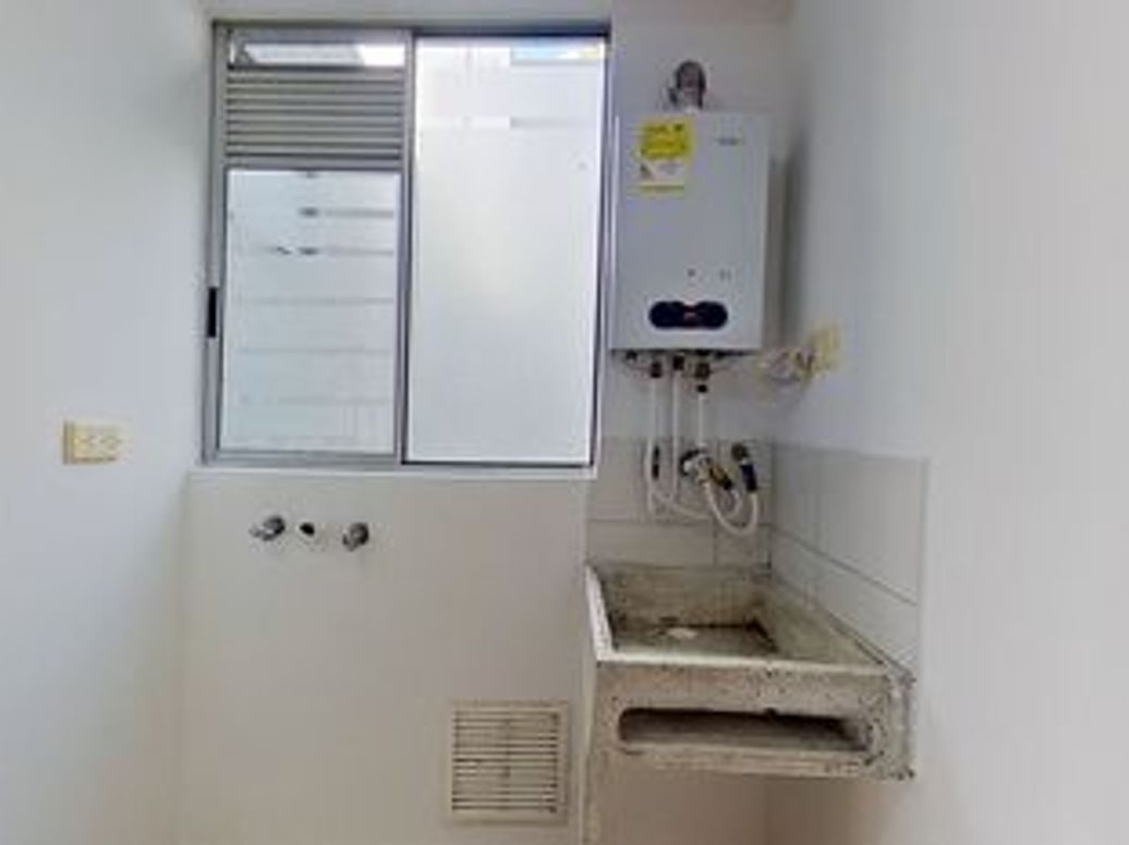 Apartamento de 2 alcobas en venta en Las Flores, Bogotá, 51 m² · foto 6 de 12