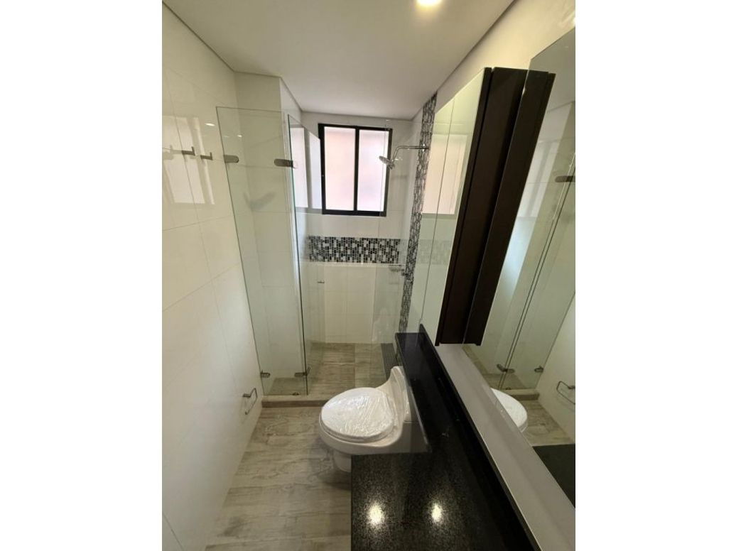 Apartamento de 3 alcobas en venta en Chicó Navarra, Bogotá, 135 m² · foto 13 de 20