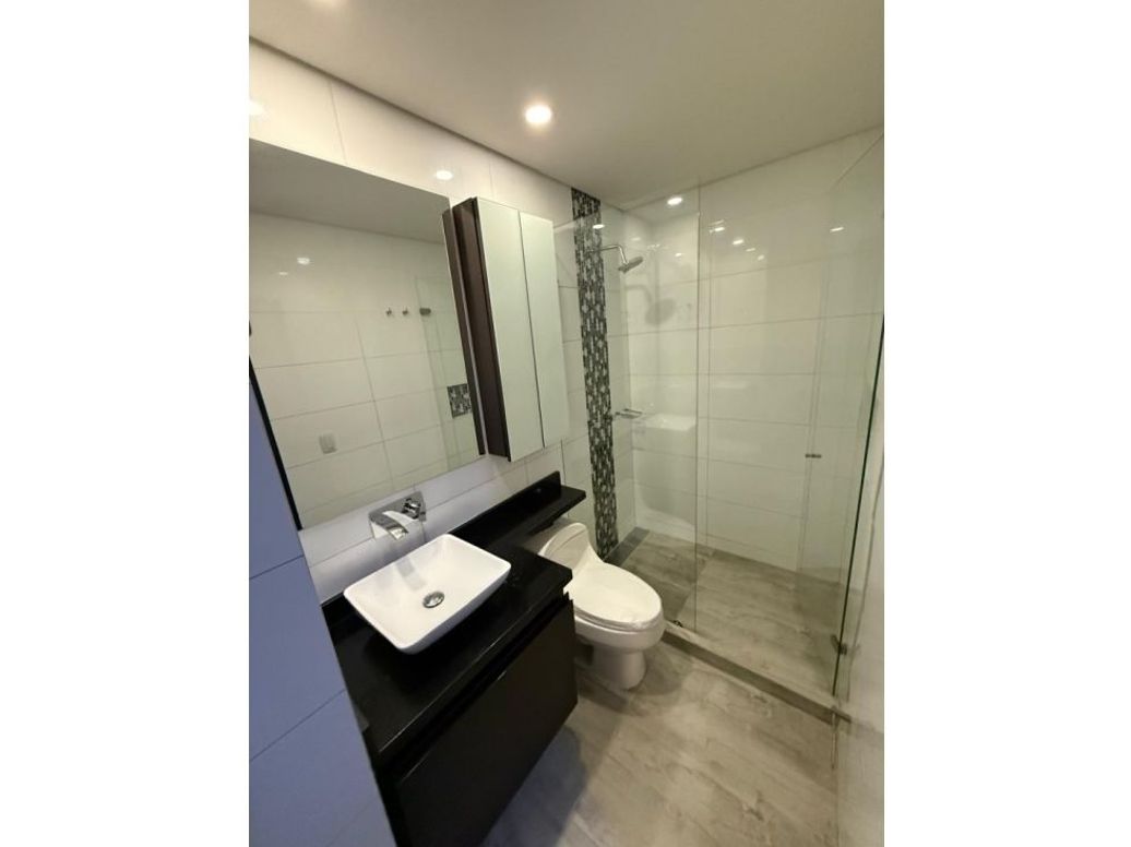 Apartamento de 3 alcobas en venta en Chicó Navarra, Bogotá, 135 m² · foto 17 de 20