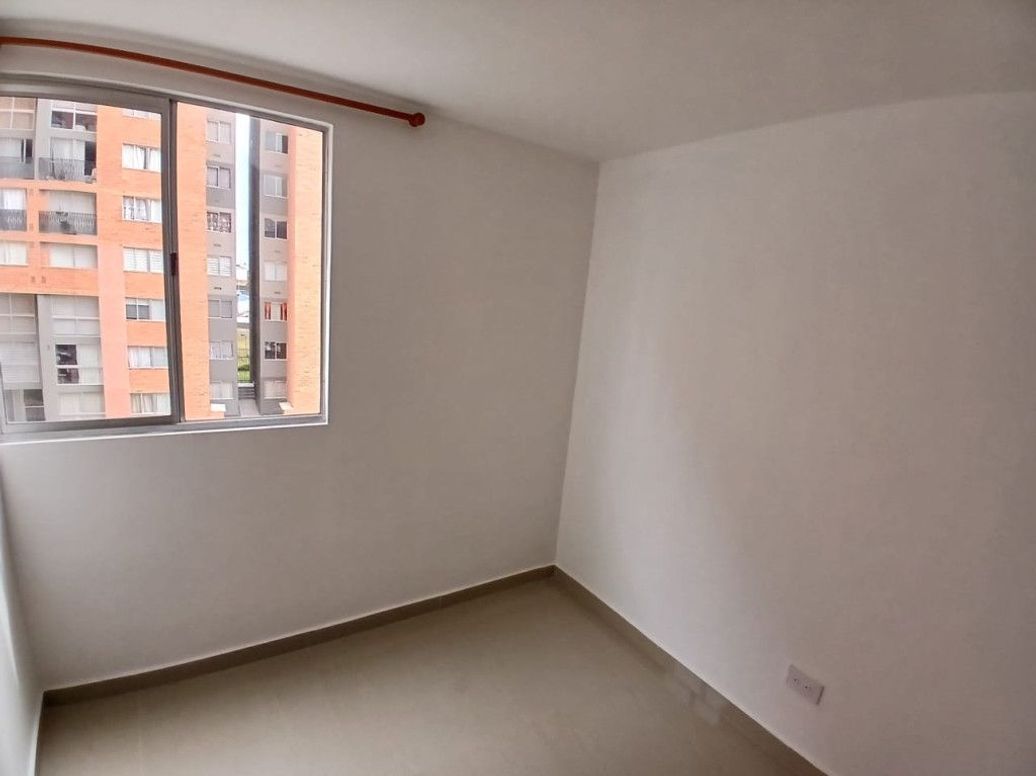 Apartamento de 3 alcobas en arriendo en H.B., Bogotá, 46 m² · foto 15 de 16