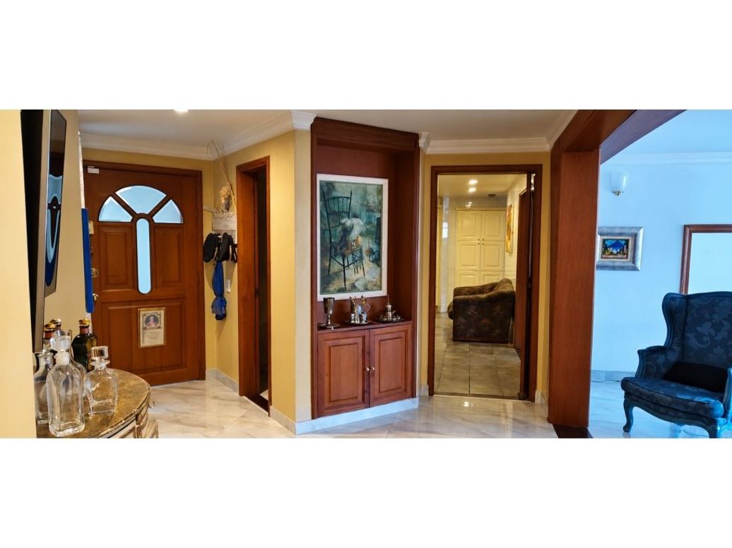 Apartamento de 4 alcobas en venta en Calatrava, Bogotá, 258 m² · foto 5 de 20