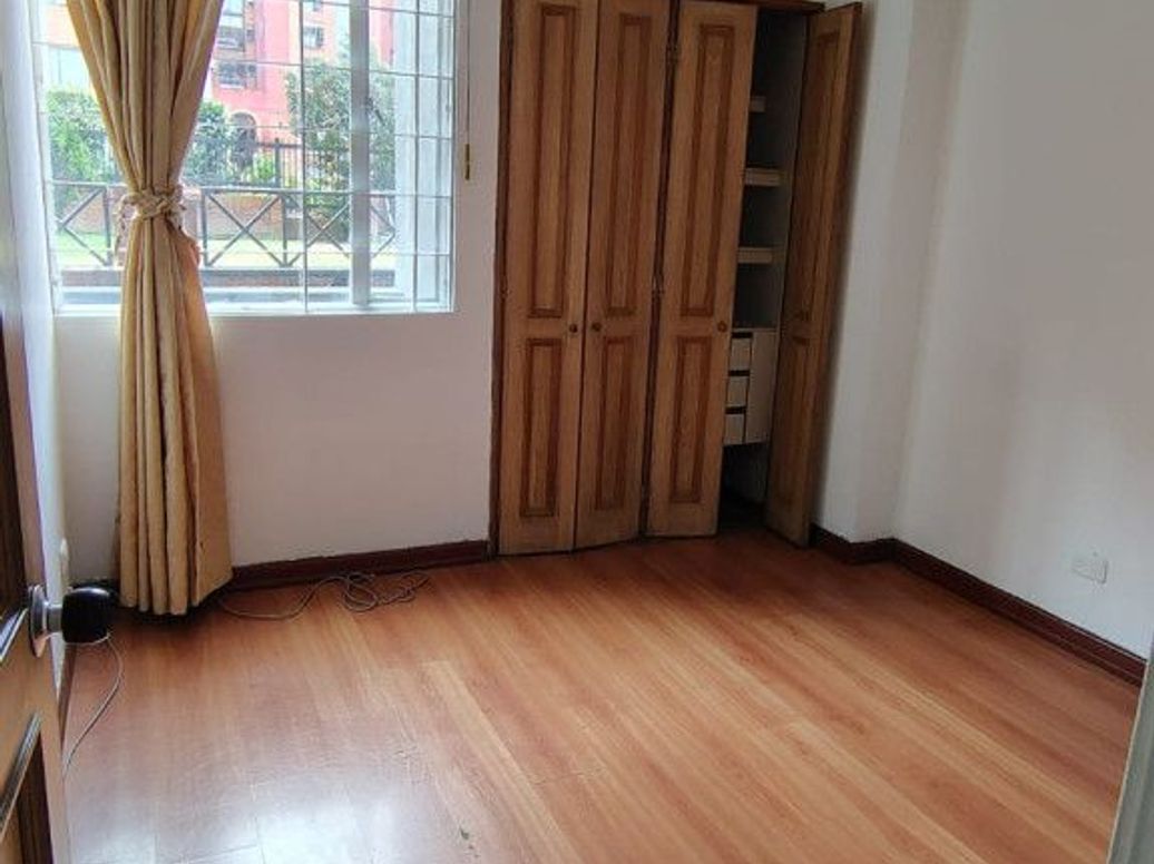 Apartamento de 3 alcobas en venta en Rafael Núñez, Bogotá, 89 m² · foto 3 de 13