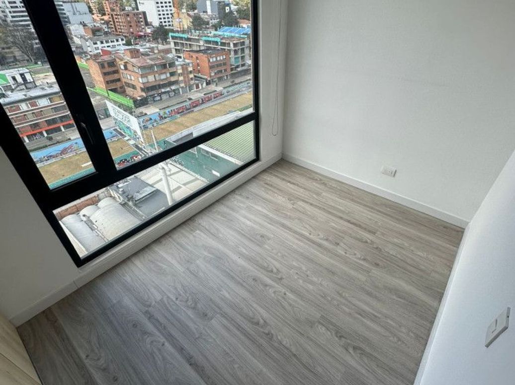 Apartamento de 2 alcobas en arriendo en Quinta Camacho, Bogotá, 65 m² · foto 2 de 16