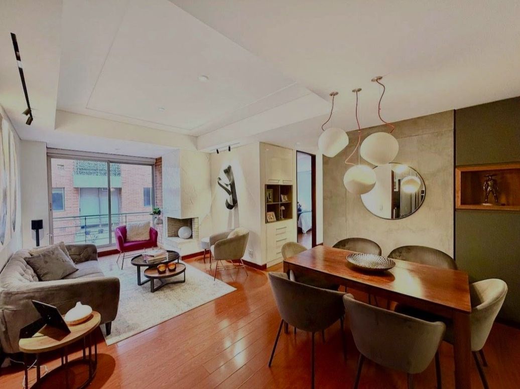 Apartamento de 2 alcobas en venta en Santa Barbara Occidental, Bogotá, 80 m² · foto 3 de 14