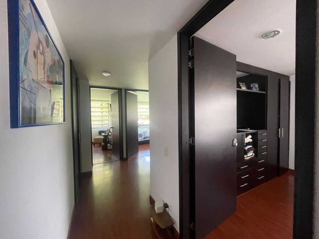 Apartamento de 3 alcobas en venta en El Batan, Bogotá, 130 m² · foto 10 de 20