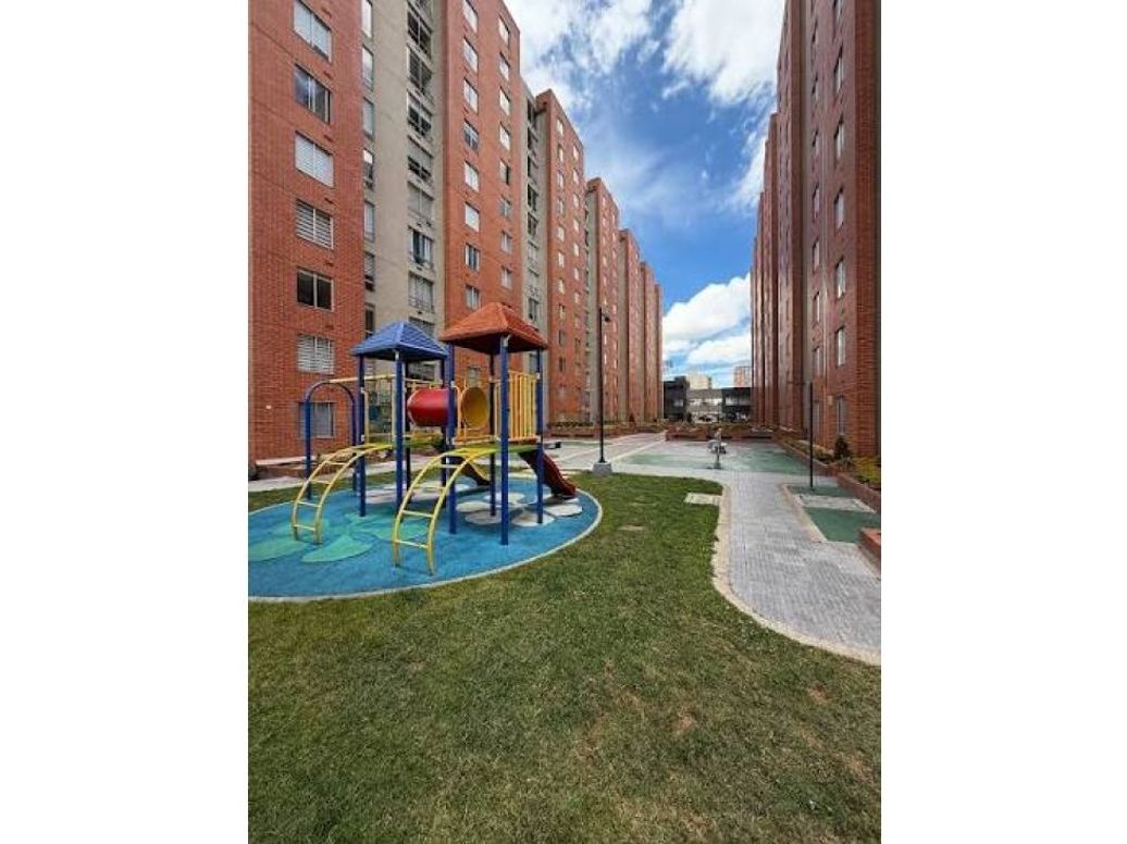 Apartamento de 2 alcobas en venta en Britalia, Bogotá, 65 m² · foto 16 de 17
