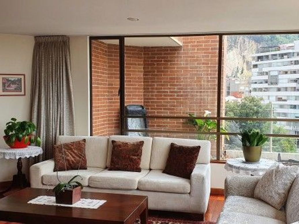 Apartamento de 3 alcobas en venta en Bella Suiza, Bogotá, 294 m² · foto 13 de 20