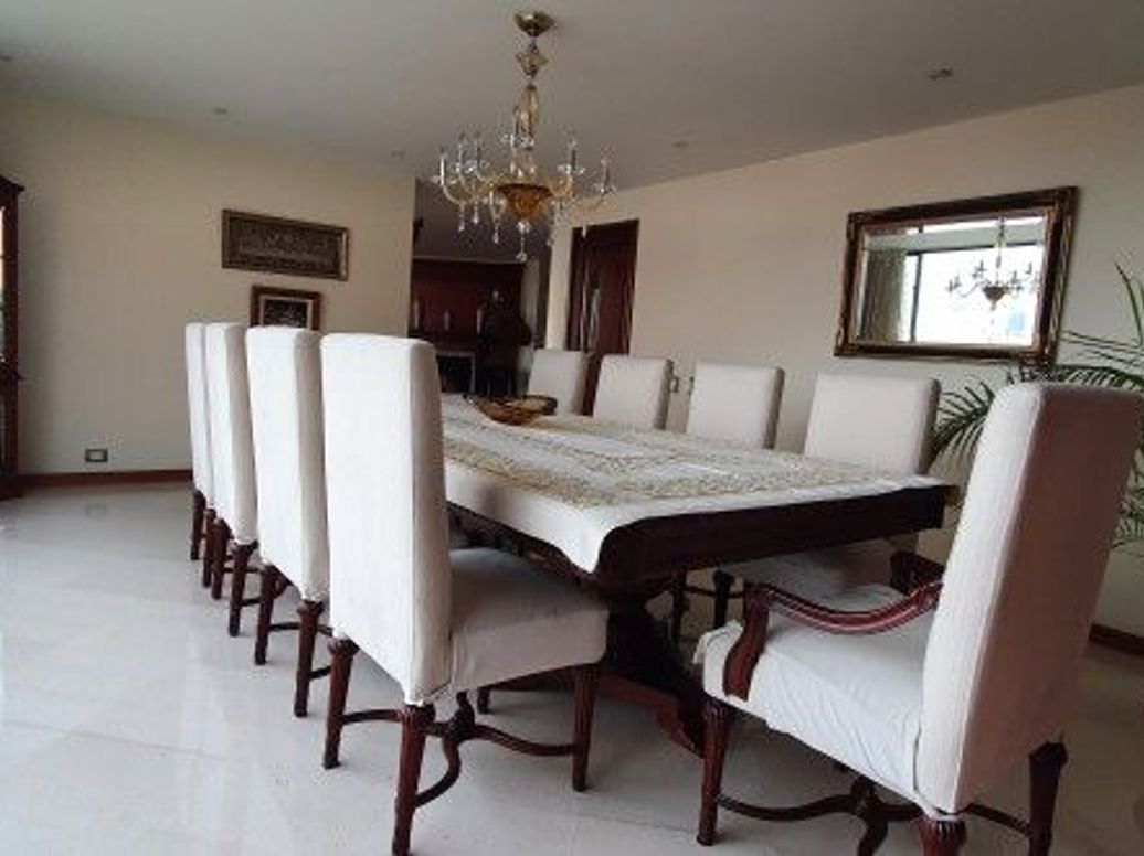 Apartamento de 3 alcobas en venta en Bella Suiza, Bogotá, 294 m² · foto 15 de 20