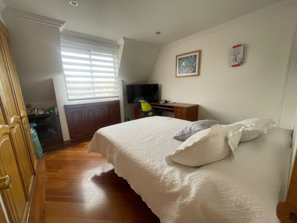 Apartamento de 3 alcobas en venta en El Batan, Bogotá, 123 m² · foto 18 de 19