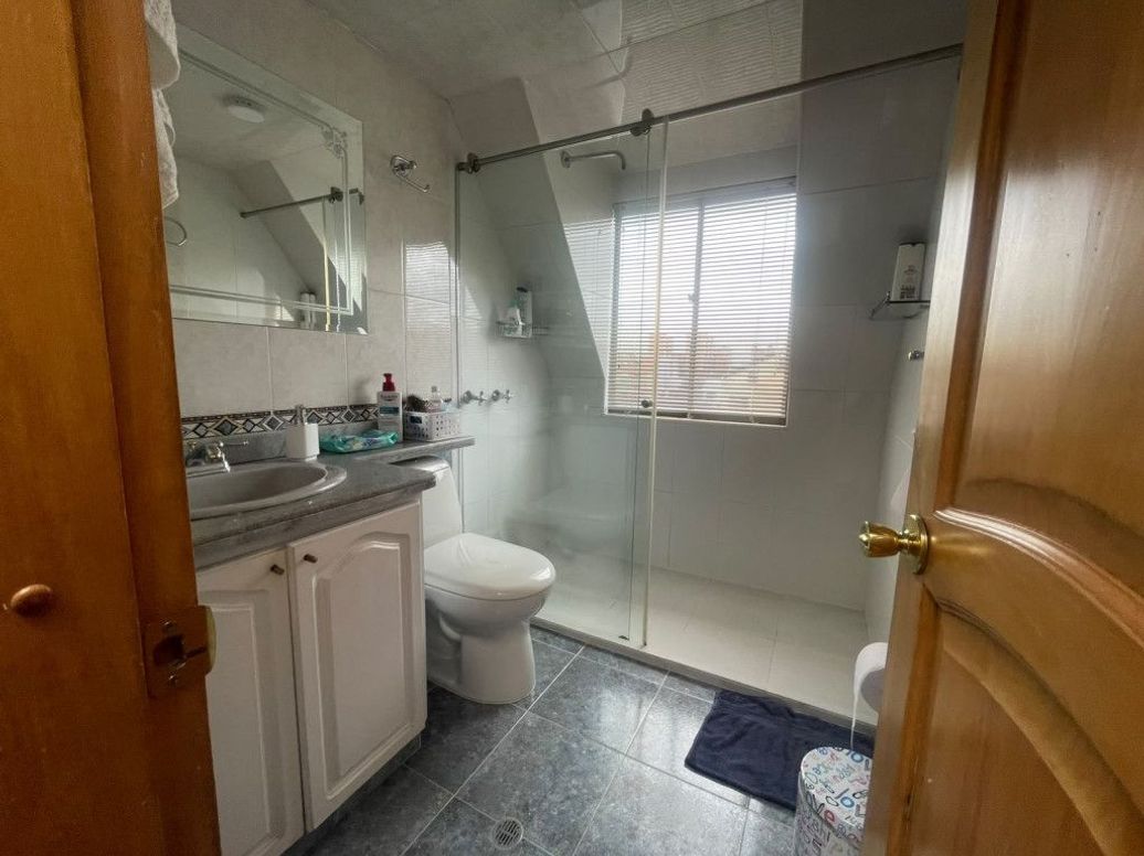 Apartamento de 3 alcobas en venta en El Batan, Bogotá, 123 m² · foto 16 de 19