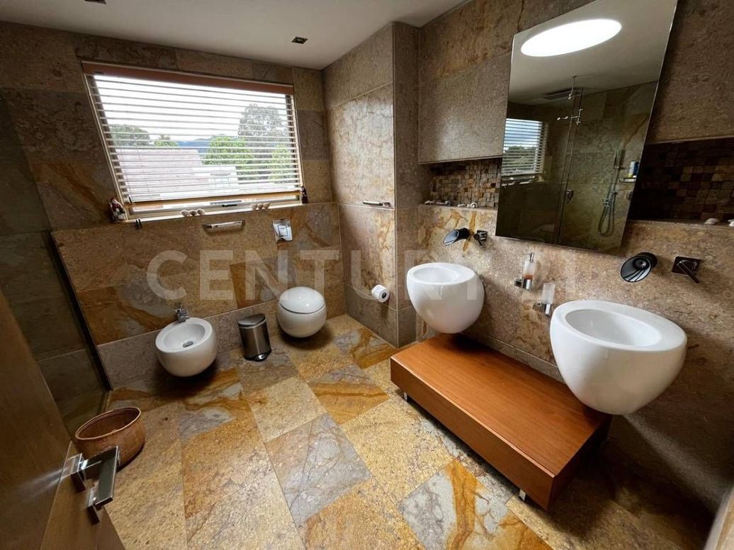 Casa de 3 alcobas en venta en San Simón, Bogotá, 357 m² · foto 7 de 20