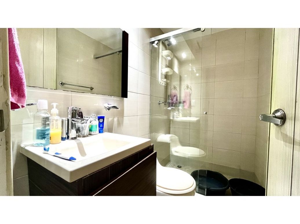 Apartamento de 2 alcobas en venta en Santa Barbara, Bogotá, 93 m² · foto 18 de 20