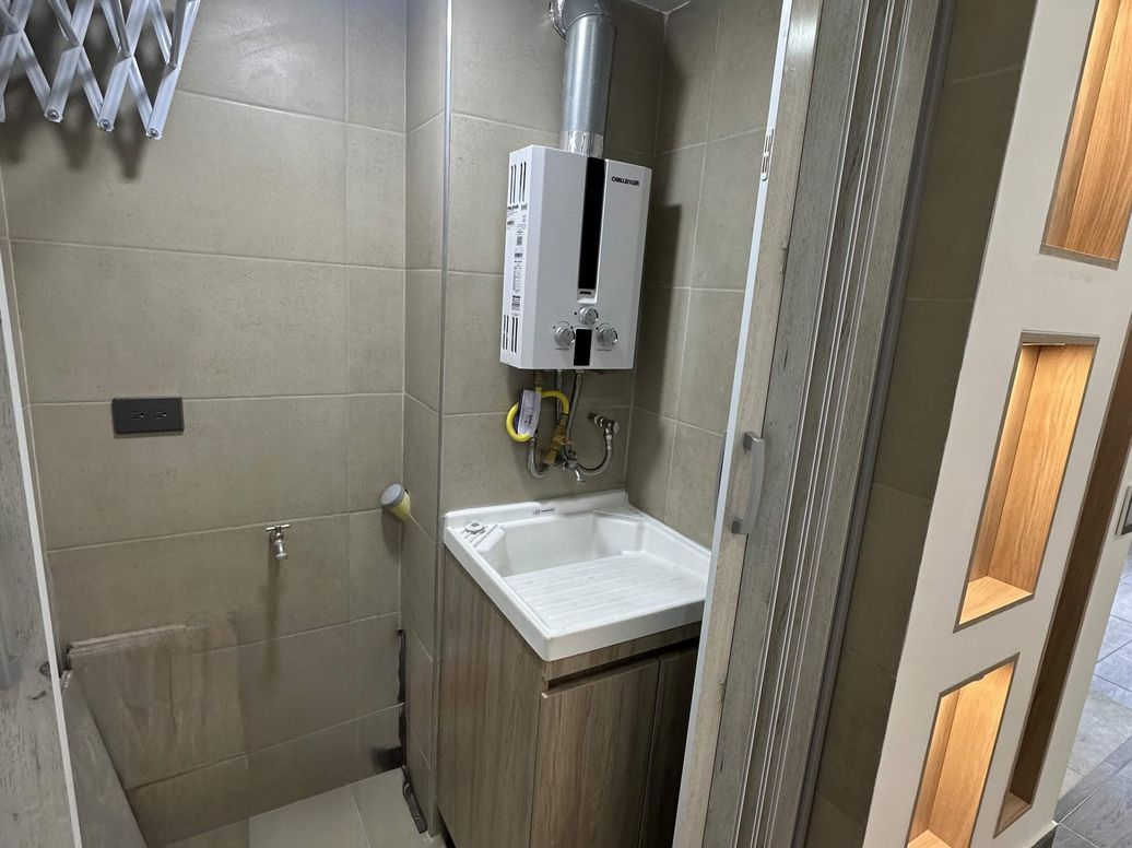 Apartamento de 2 alcobas en venta en Almagrario, Bogotá, 53 m² · foto 3 de 19