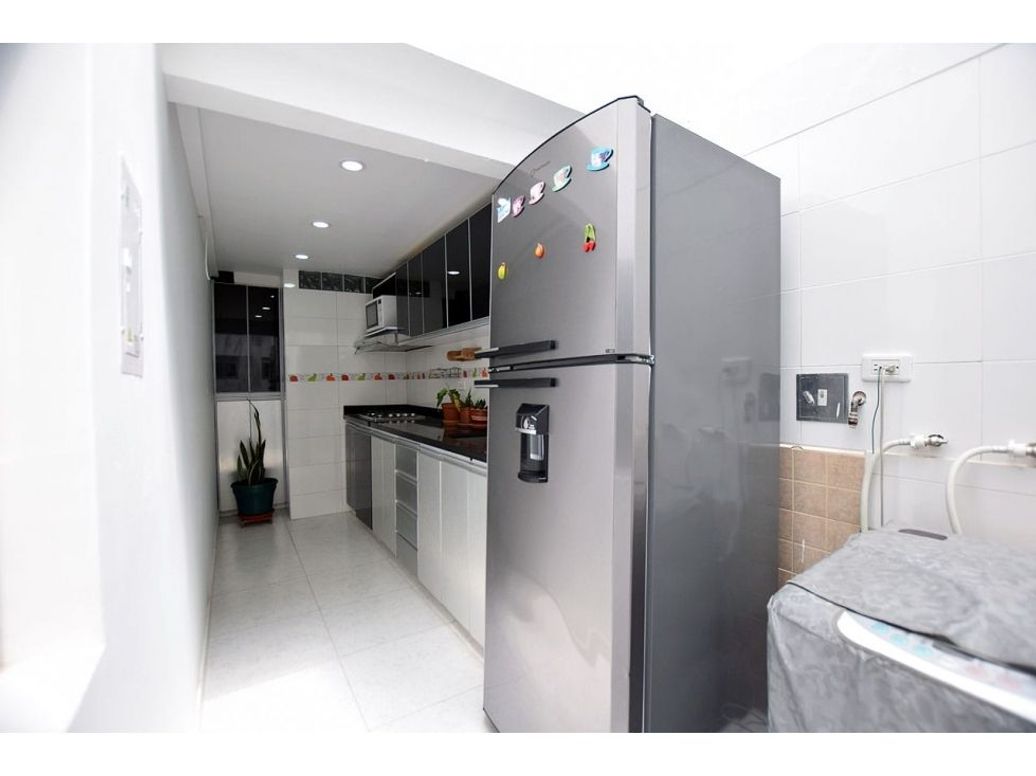 Casa de 3 alcobas en venta en Villa Magdala, Bogotá, 350 m² · foto 8 de 20